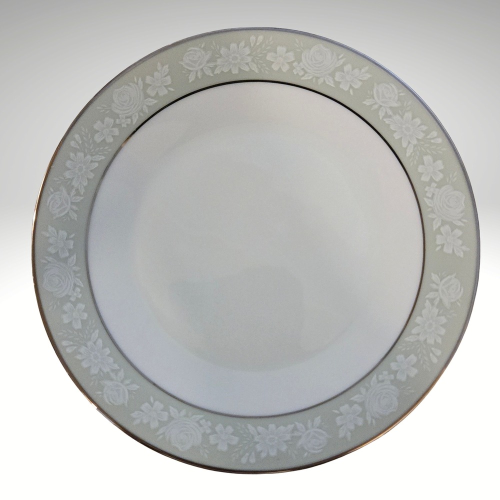 Noritake Vienne 6885 Salad Plate Japan‎ White Floral Sage Green Platinum Trim